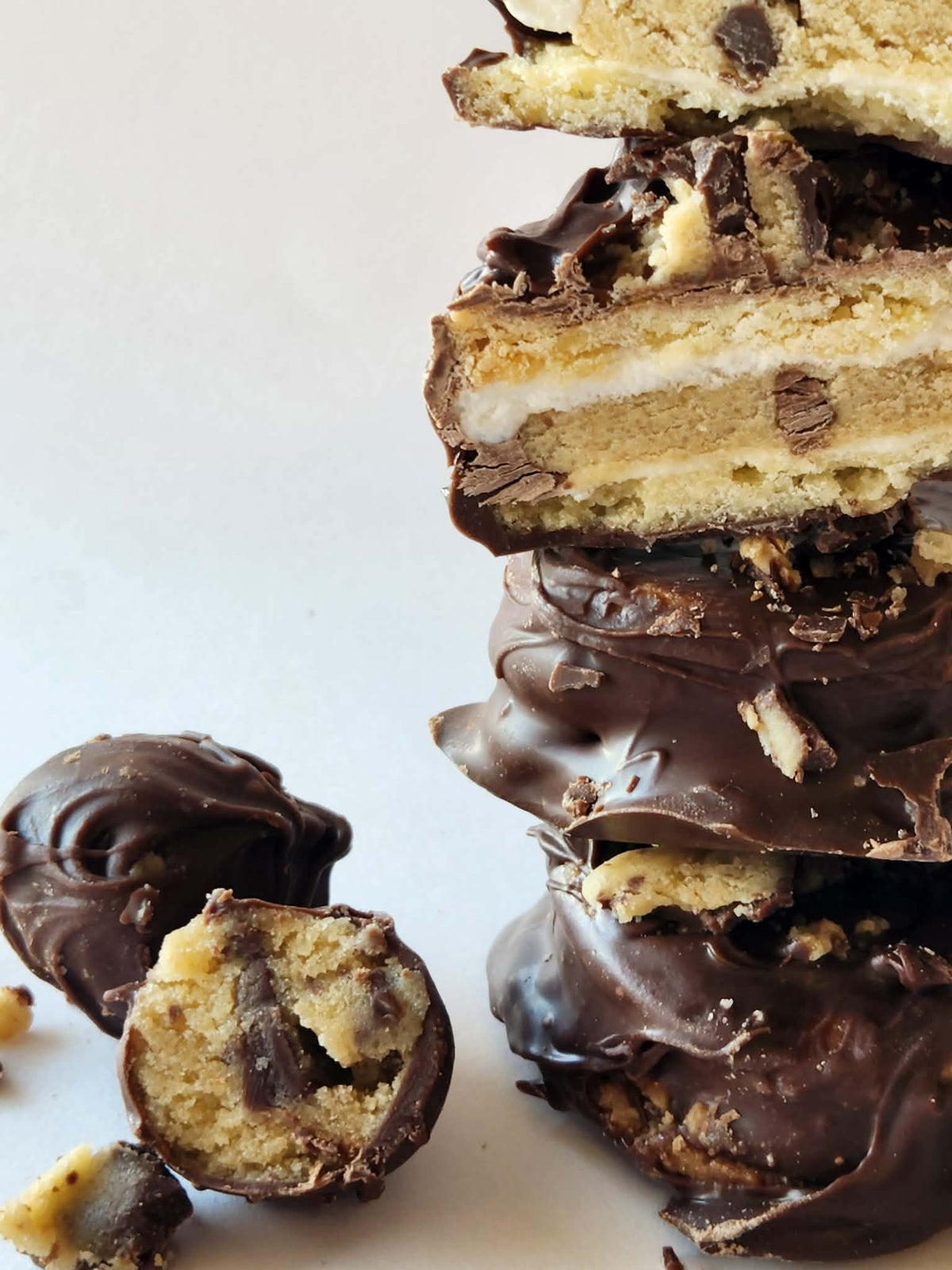 Mini Cookie Dough Choccy Roundabouts 8-Pack — Ships Australia-Wide
